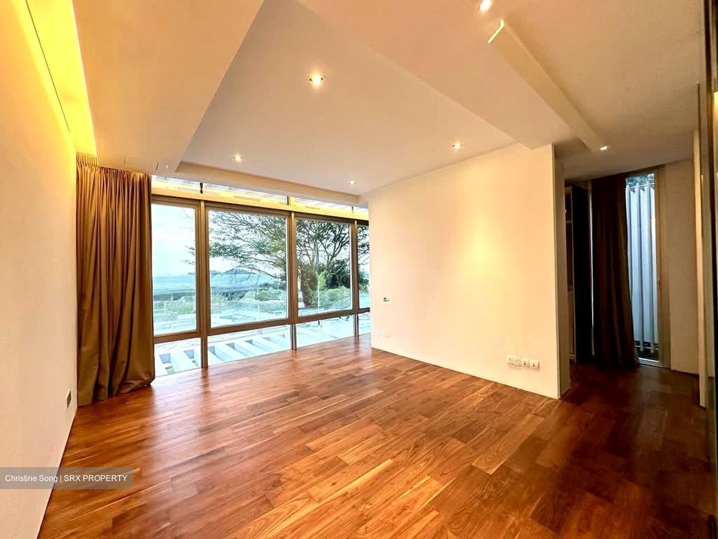 Cove Drive (D4), Detached #593358781